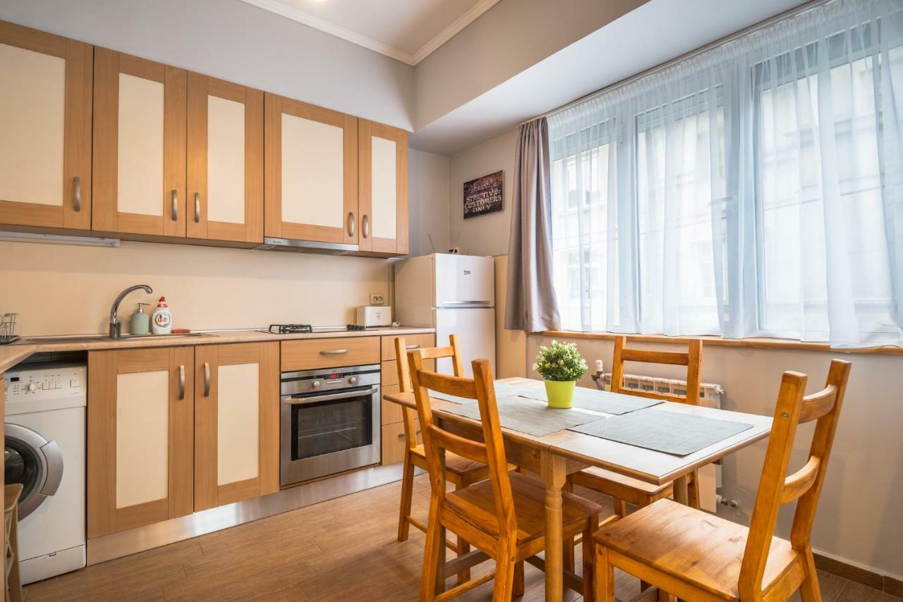 5Th Avenue Sofia Two Bedroom, Two Bathroom, Positano Street Suite By Flat Mаnager Eksteriør bilde