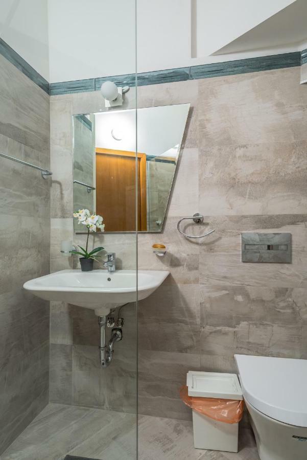 5Th Avenue Sofia Two Bedroom, Two Bathroom, Positano Street Suite By Flat Mаnager Eksteriør bilde